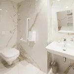 Hotel Capris Boutique 4*