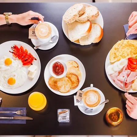 Otel Capris Boutique