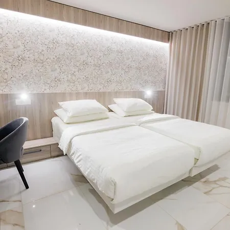 Capris Boutique Hotel