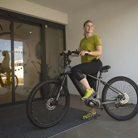 Capris Boutique מלון