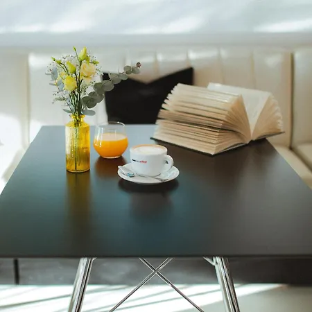 Capris Boutique Hotel 4*