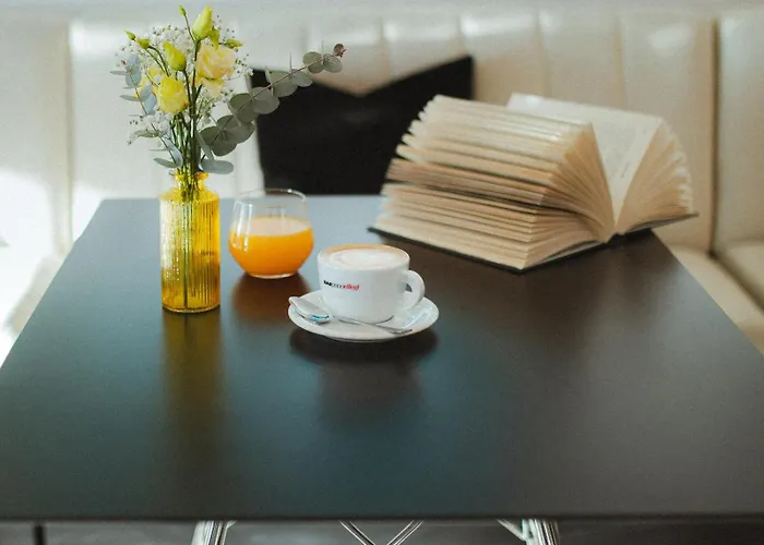 Capris Boutique Hotel 4*